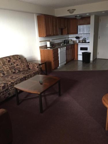 Irving West Hotel Gander Esterno foto